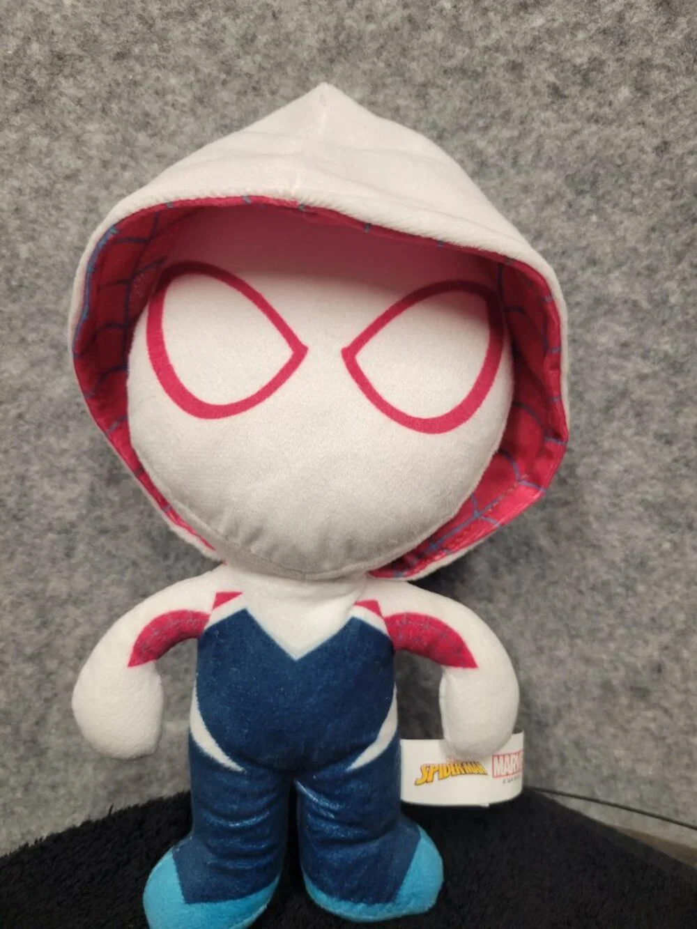 Marvel Spiderman stuffed animal good condition